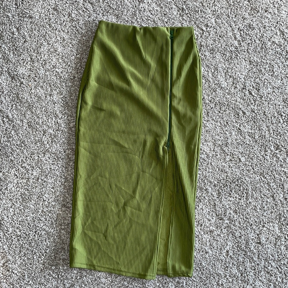 Missguided Zip-Up Skirt!
